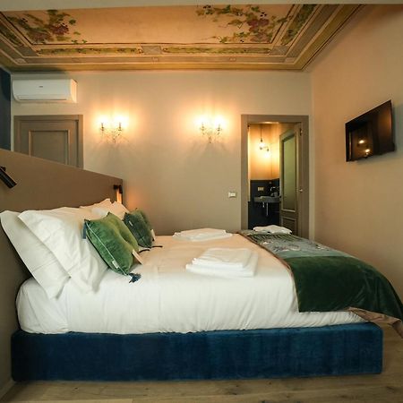 Sant'Eufemia 30 Bed & Breakfast Modena Exterior photo