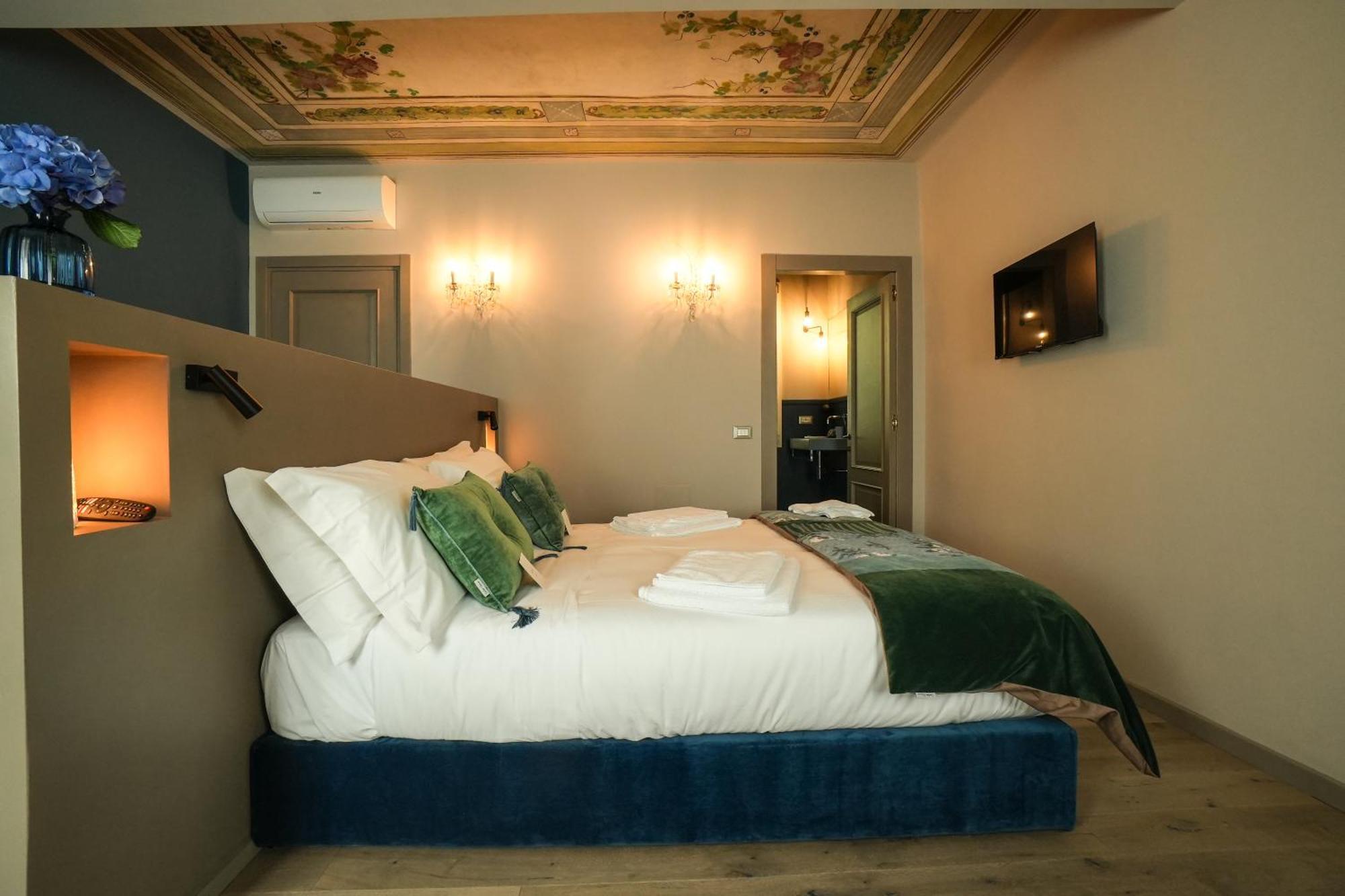 Sant'Eufemia 30 Bed & Breakfast Modena Exterior photo