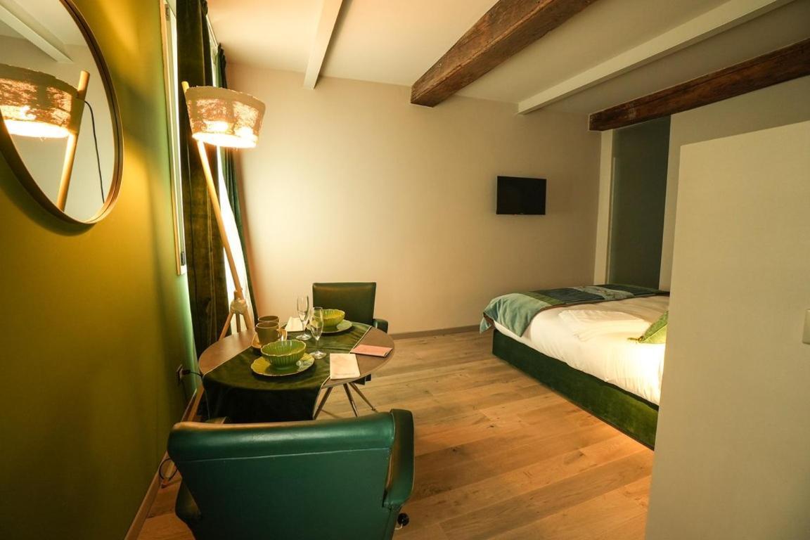 Sant'Eufemia 30 Bed & Breakfast Modena Exterior photo
